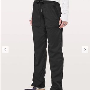 Lululemon Dance Studio Pant *BLACK* size 12